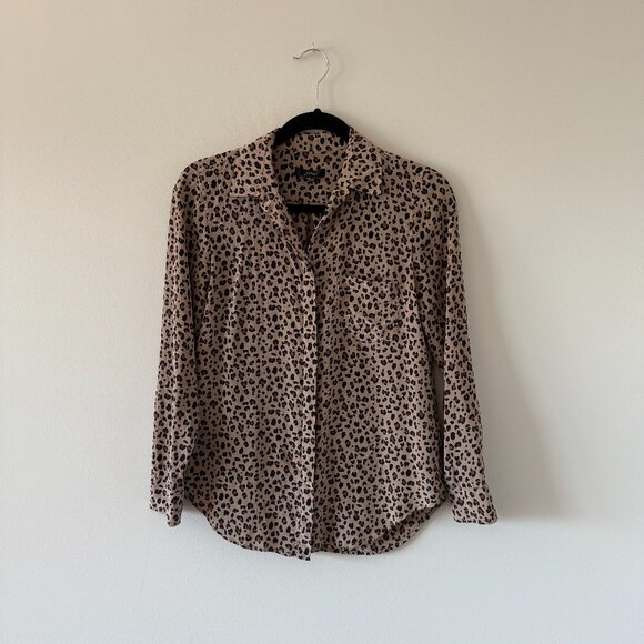 J Crew 100% Silk Button Down Blouse in Leopard Print, Size 2 - Picture 1 of 4